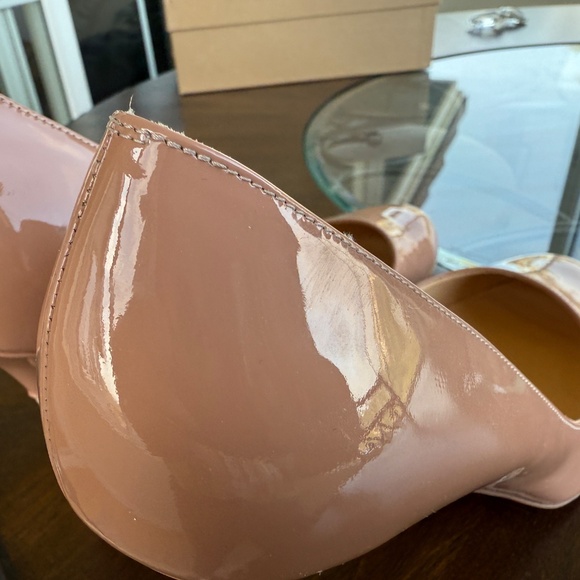 Louboutin nude patent Dolly - Picture 6 of 16